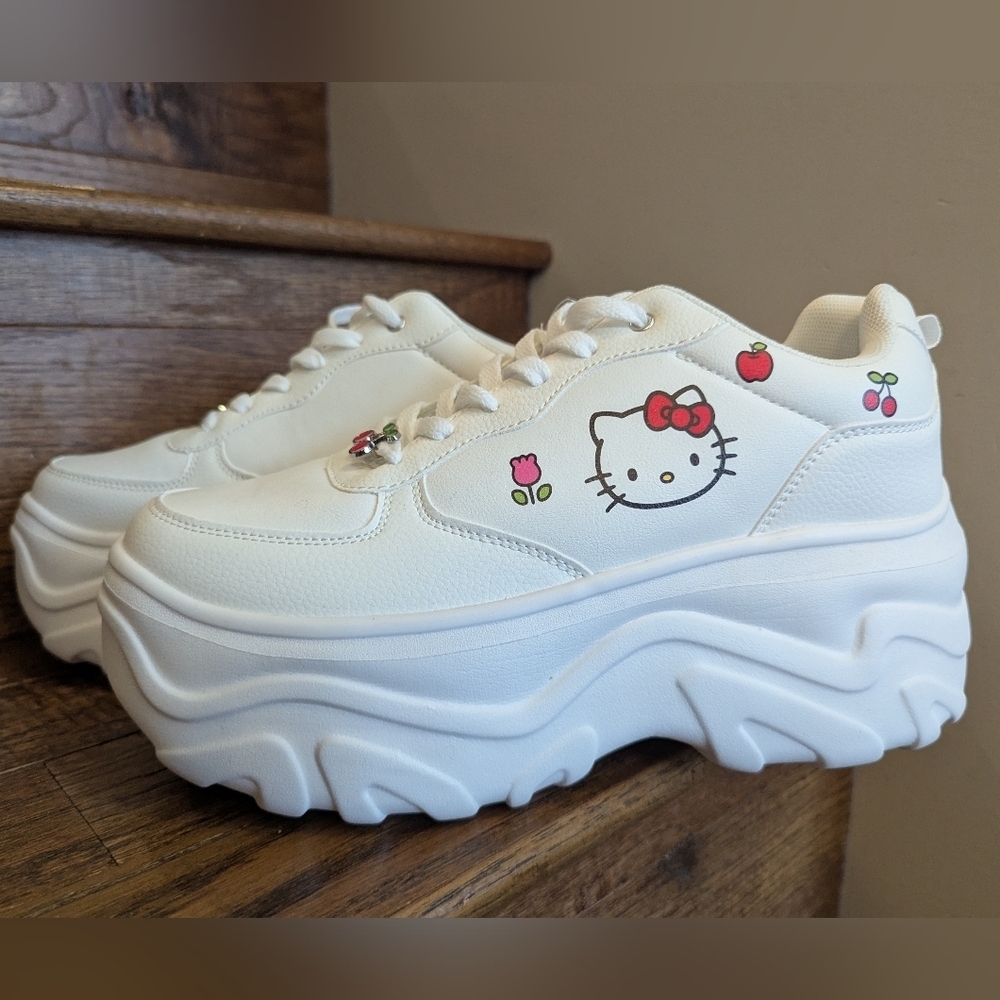 New Sanrio Hello Kitty Platform Sneakers White Woman's US 10 EU 41 From Spain - Picture 10 of 16